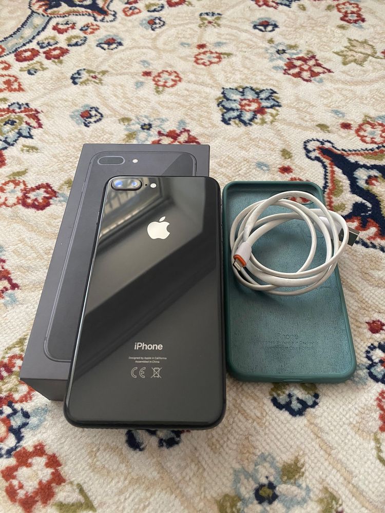 Iphone 8 plus в идеальном состоянии