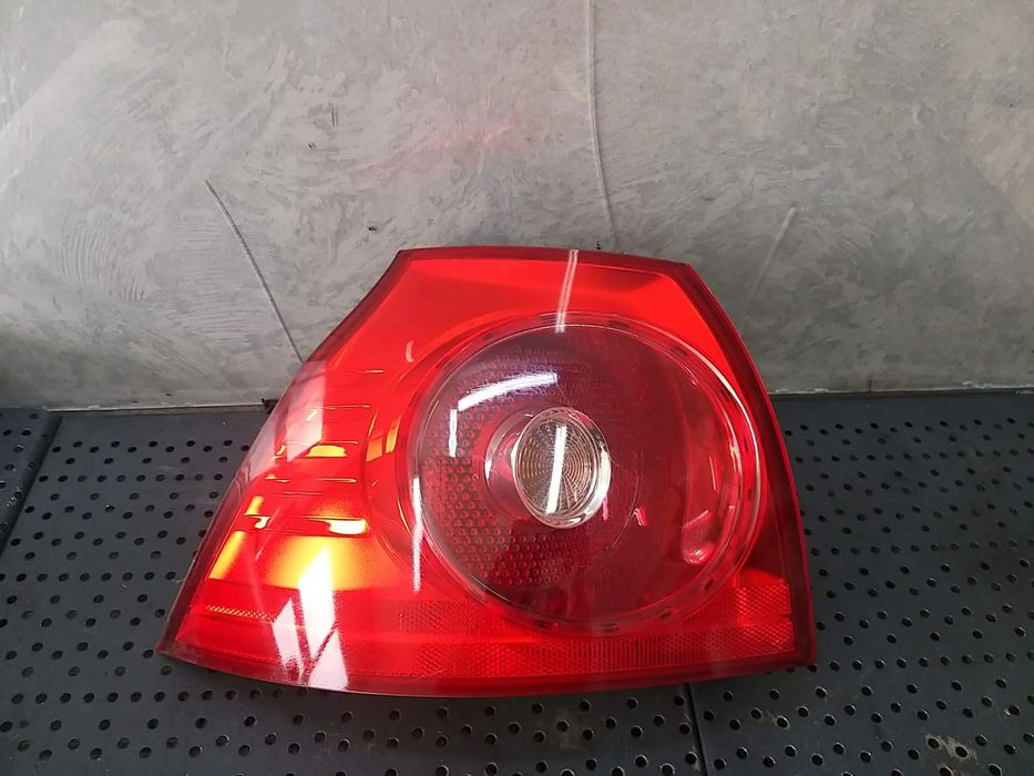 Stop tripla lampa stanga aripa vw golf 5 1k 1k6945095ac