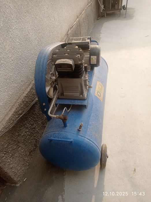 Kampressir sotilladi srochna