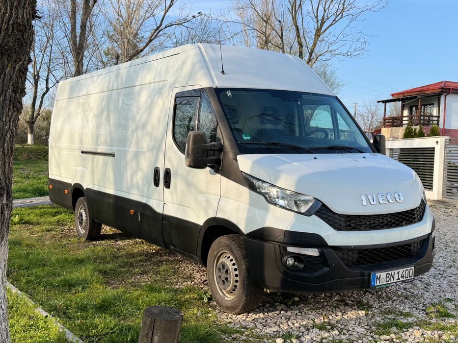 Iveco Daily Modelul extra lung, inmatriculat recent