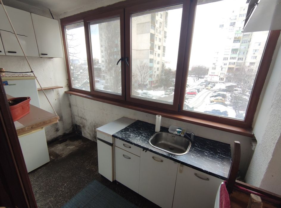 Дава се под наем Едностаен апартамент в София, 7-ми 11-ти километър - 45 кв.м за 408 € - Снимка #2