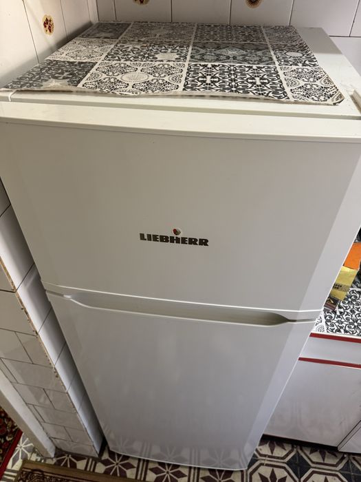 Vand frigider Liebherr