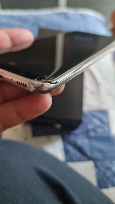 Samsung Galaxy S8 Plus с пукнат дисплей