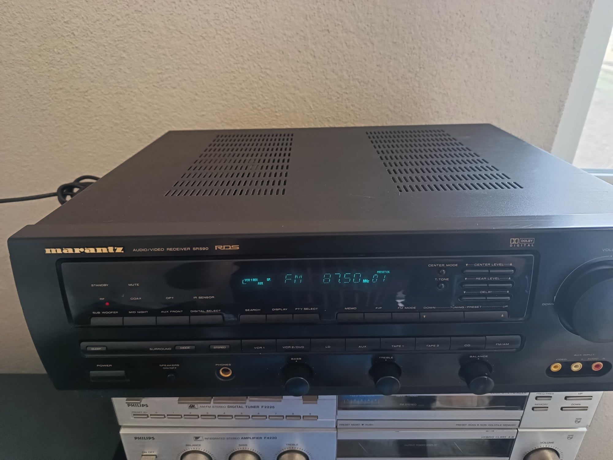 Ресийвър Marantz SR590