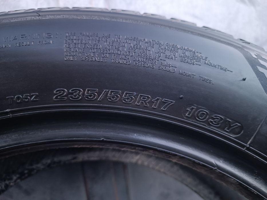 235/55/17 Bridgestone Дот 1721
