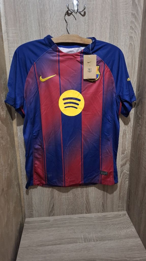 Barcelona new season jersey цена 59,99