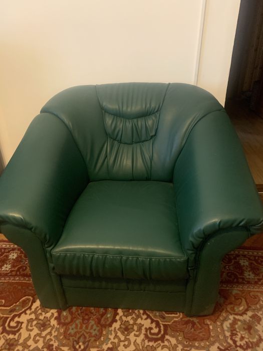 Vand set canapea si fotoliu