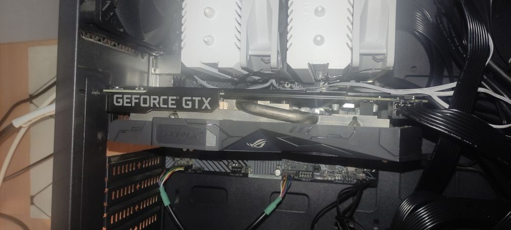 Видео карта Asus Rog Strix 1660 SUPER 6 GB