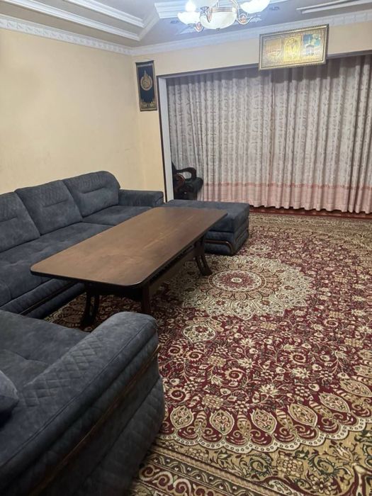 Ойбек кватира под офис 1 этаж 75м2