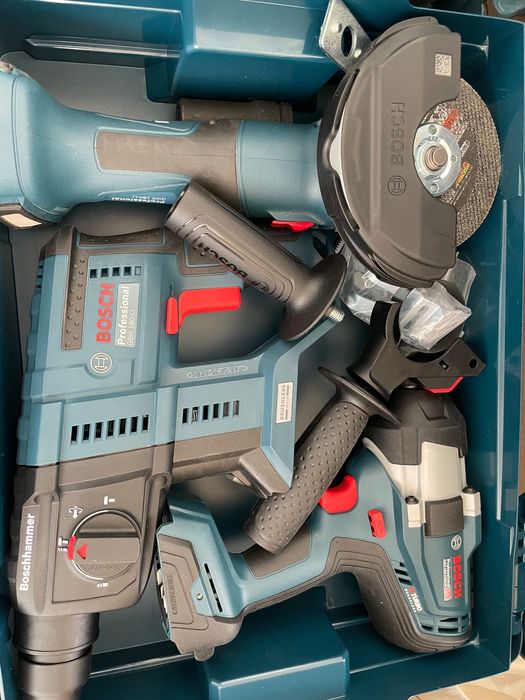 Set cinci scule Bosch , încă în garanție