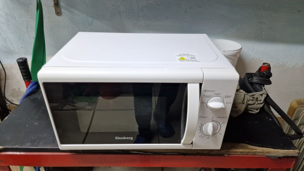 Микроволновая печь Elenberg