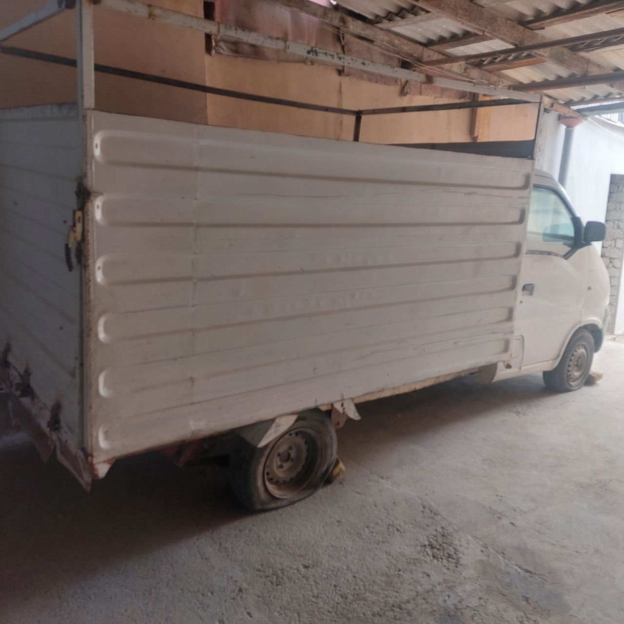 Yuk bortli tent moshina sotiladi