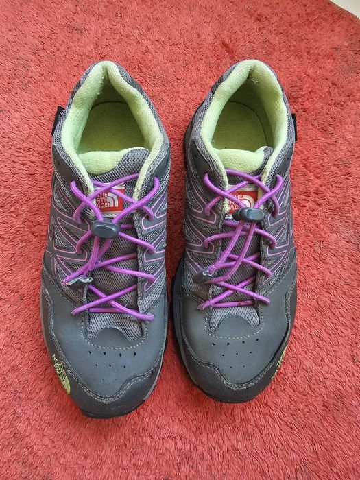Pantofi Northface 36