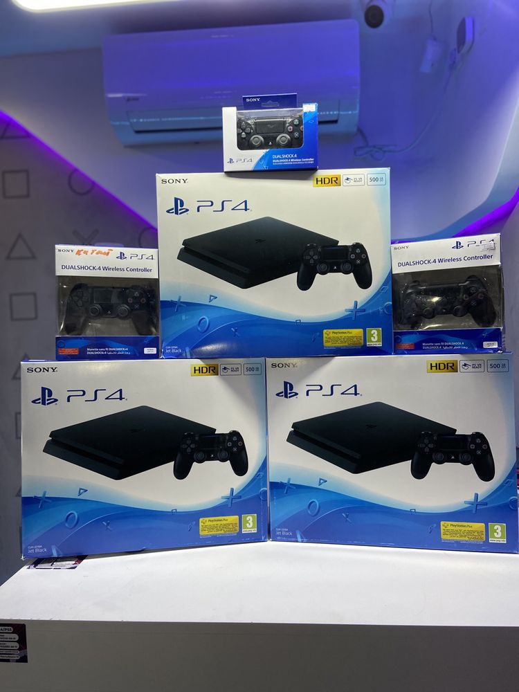 Продаём новый playstation 4 !!!