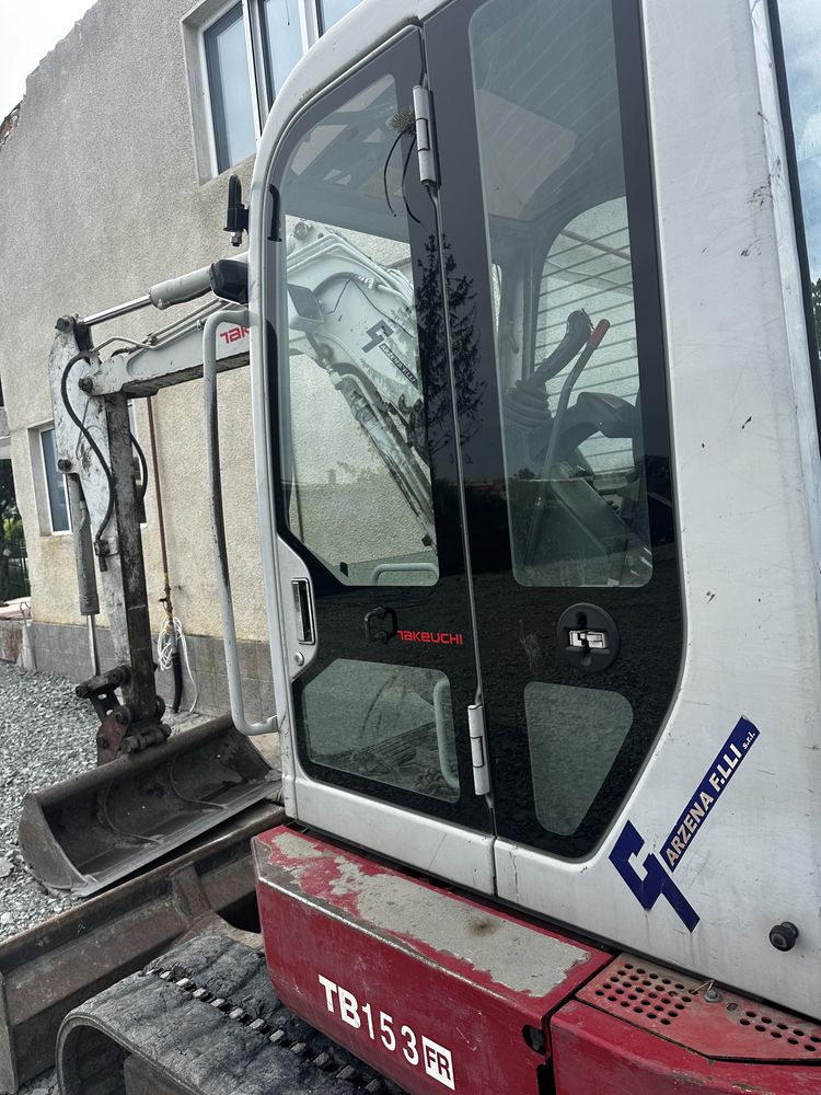 Excavator. Takeuchi   tb153fr. 6 tone