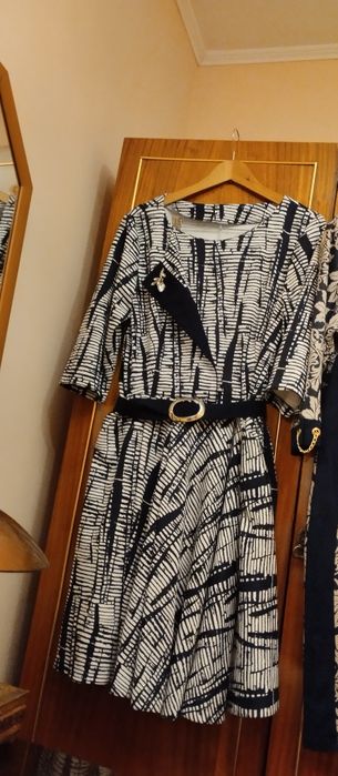 Платья женские, р-р 48-50.