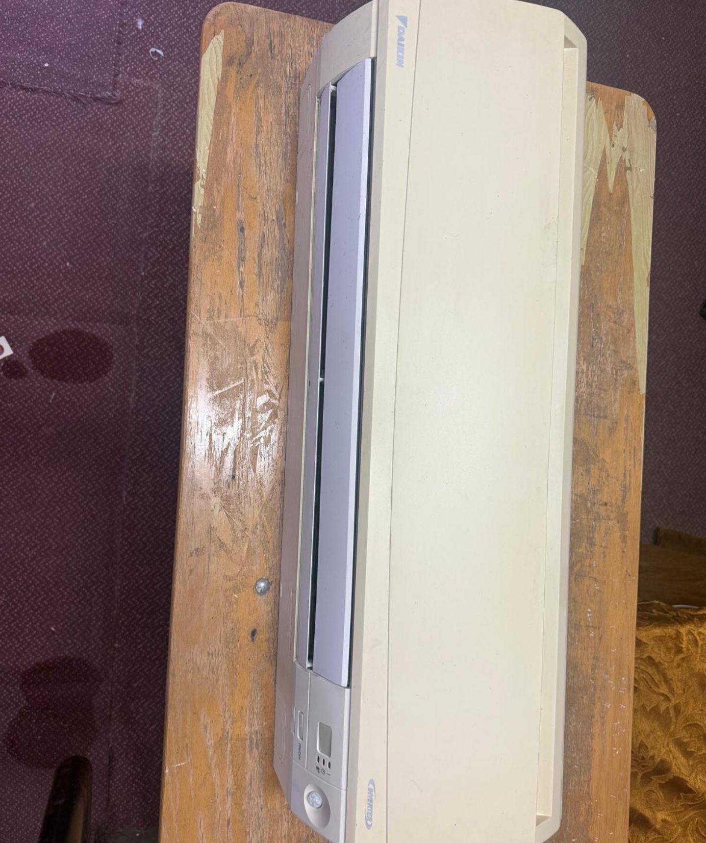 Aparate aer conditiona Daikin si Samsung