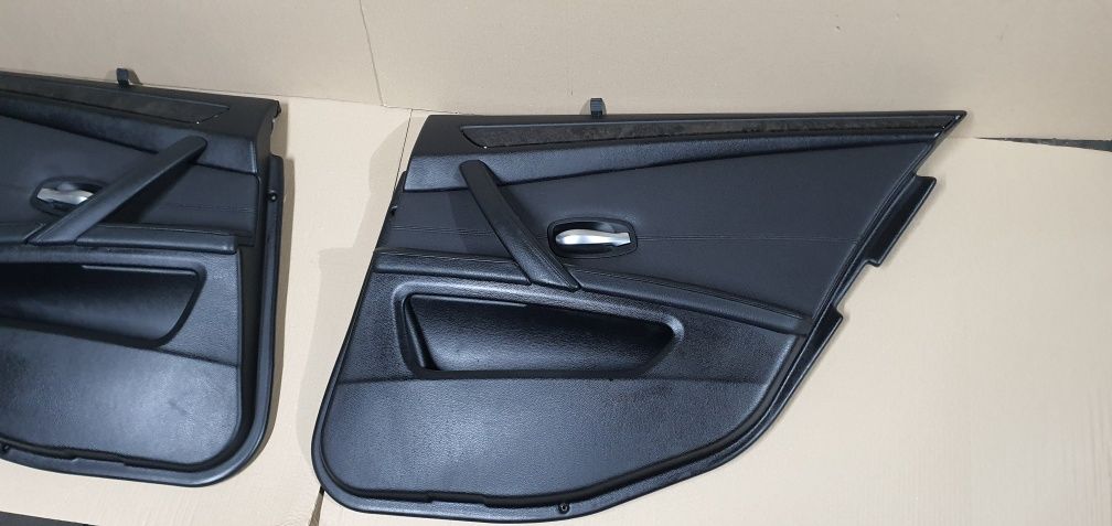 Panouri fete usi spate piele cu perdelute bmw seria 5 e60 facelift