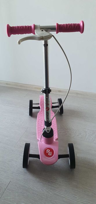 Тротинетка ROLL RUN с четири колела