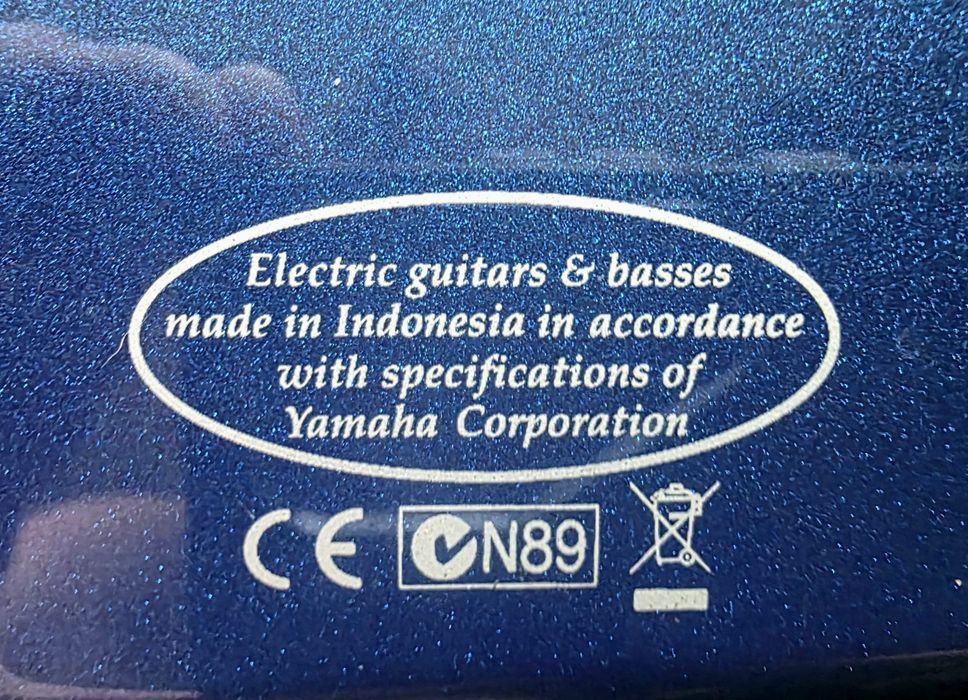 Бас гитара Yamaha RBX 170