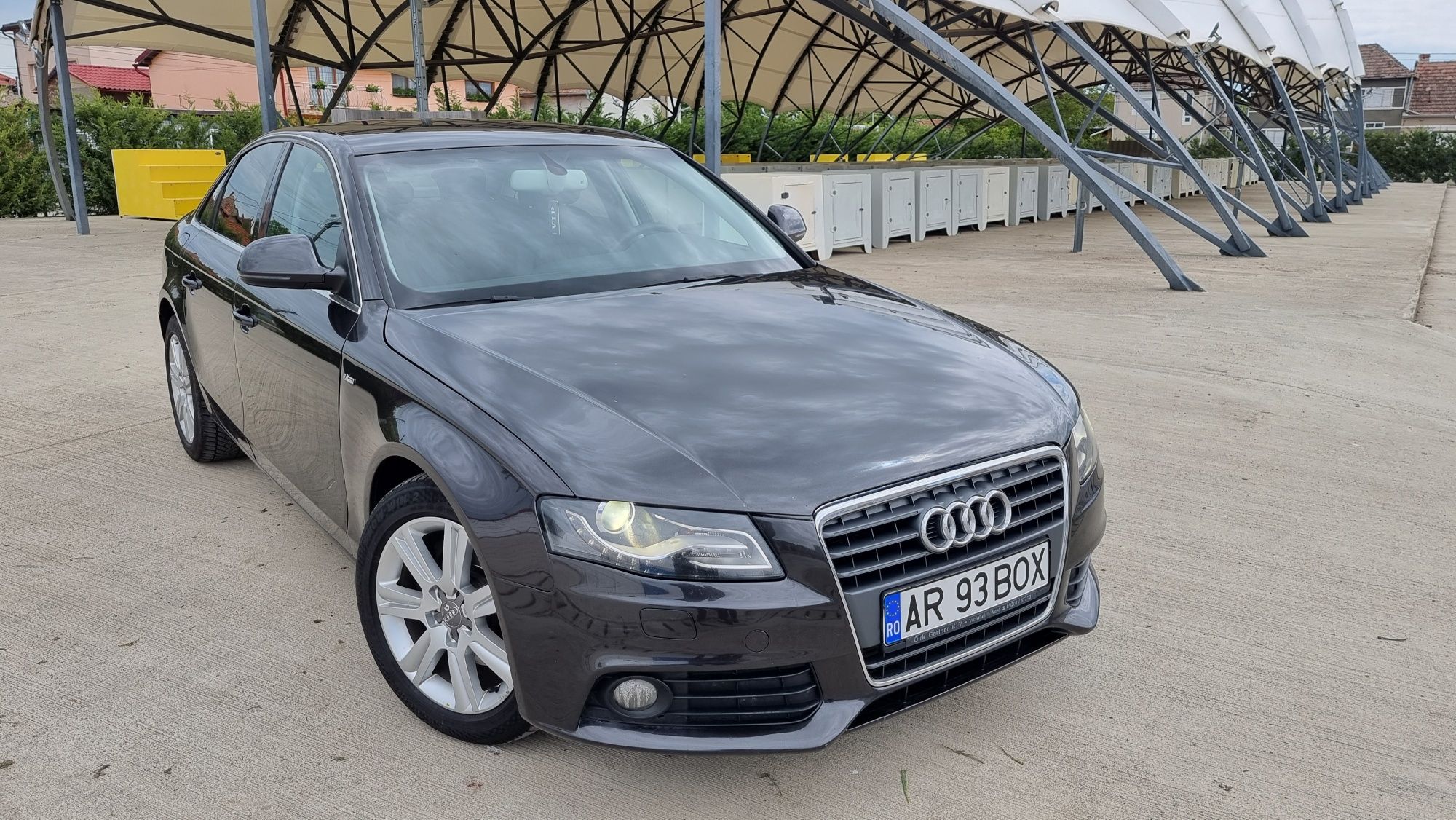 AUDI A4 B8 2.0DIESEL 143CP 2009  înmatriculat în România acte la zi