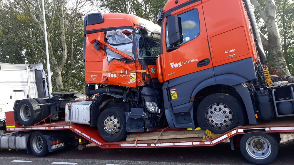 Vand trailer cu alveole cu 2 axe