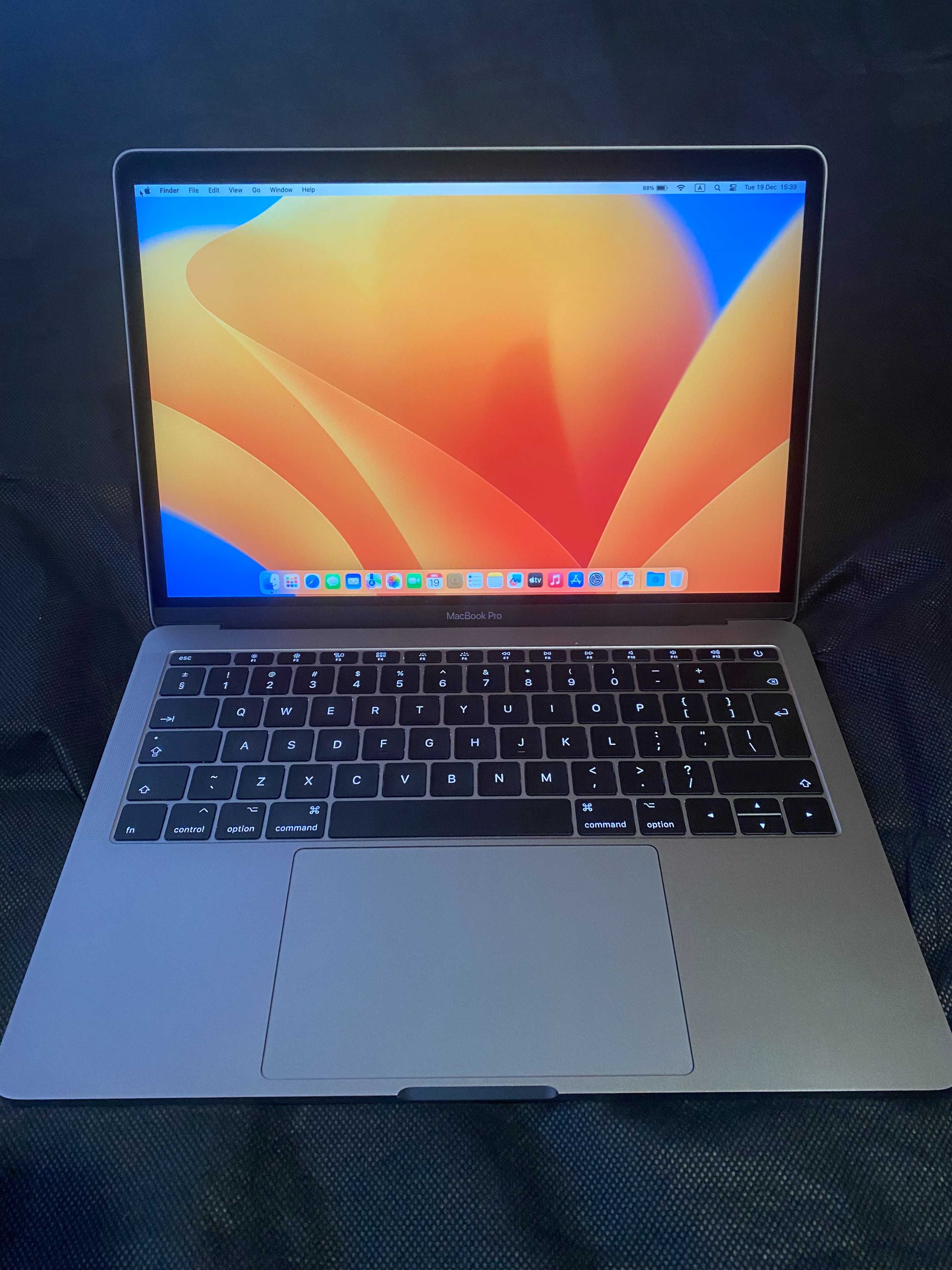 13" MacBook Pro A1708 (2017) Space Gray-8GB RAM/256GB SSD