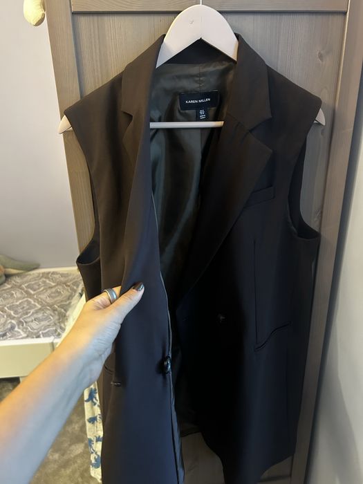 Нов вълнен елек на Karen Millen