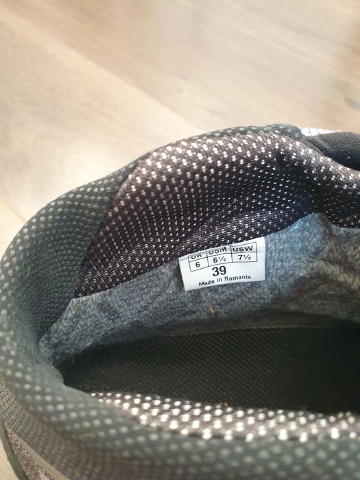 Bocanci de iarna La Sportiva