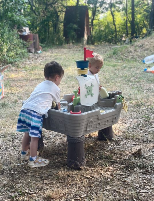 Little tikes пиратски кораб