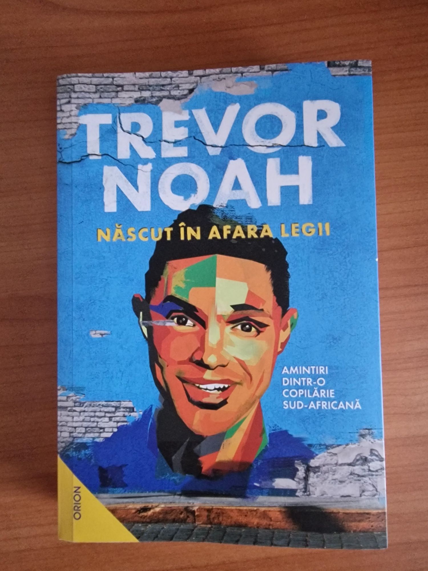 Trevor Noah - născut în afara legii