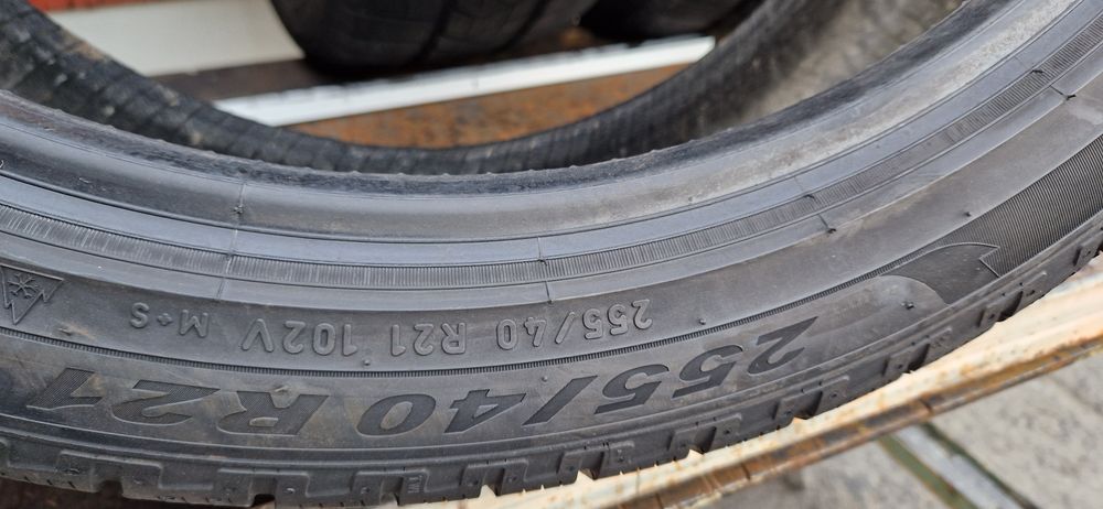 Set 4 Anvelope Pirelli 255 40 R21 M+S . Dot 2022