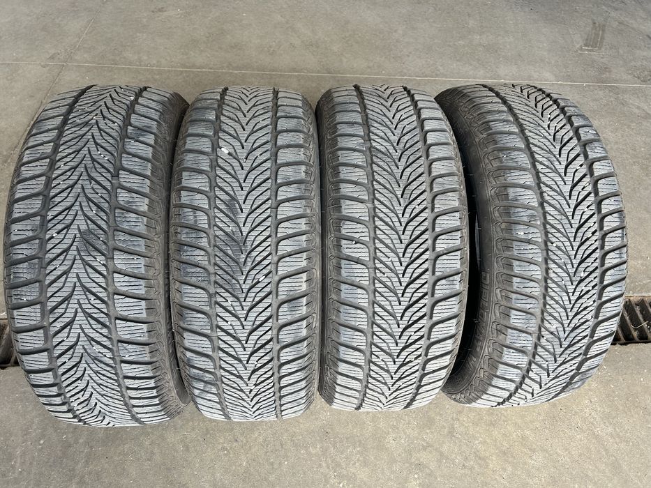 215/55/17 зимни гуми