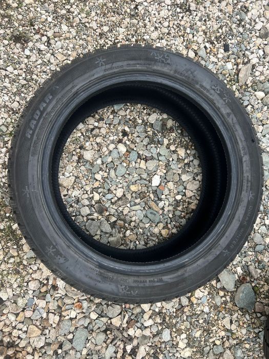 Anvelope iarna 245/45/19