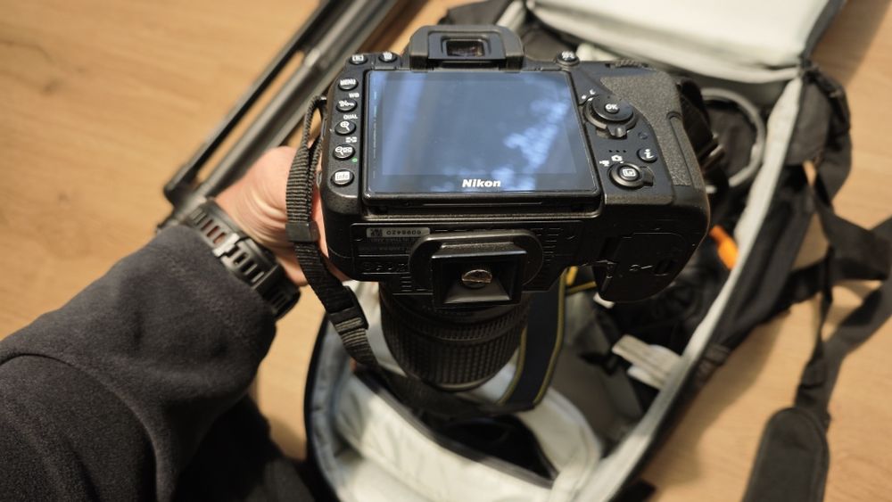 Фотоапарат Nikon D7500 с обектив 18-140мм + портретен обектив 85мм