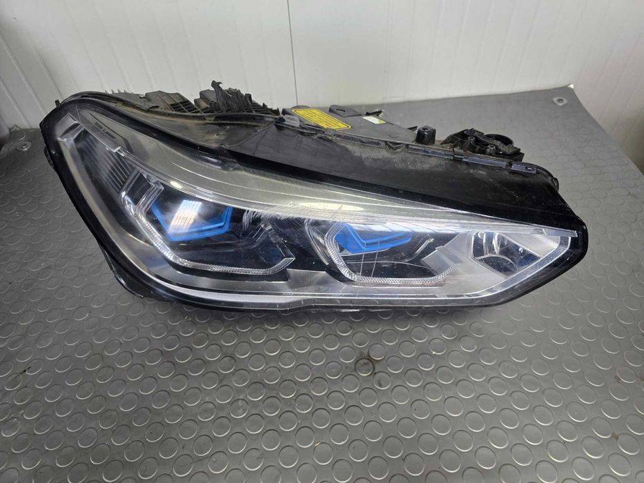Продаваме десен лазерен фар за BMW X6 G06