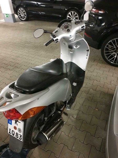 Honda Nes Хонда Нес кльомба Скутер мотор НА ЧАСТИ