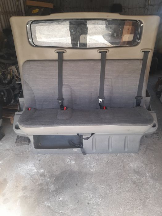 Bancheta 3 locuri cu Panou despartitor Renault Trafic Opel vivaro.