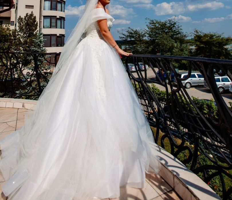 OFERTA!!! Rochie de mireasa Andre Salon