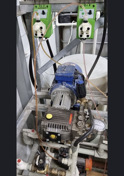 Echipament spalatorie auto self-service pentru 4 boxe