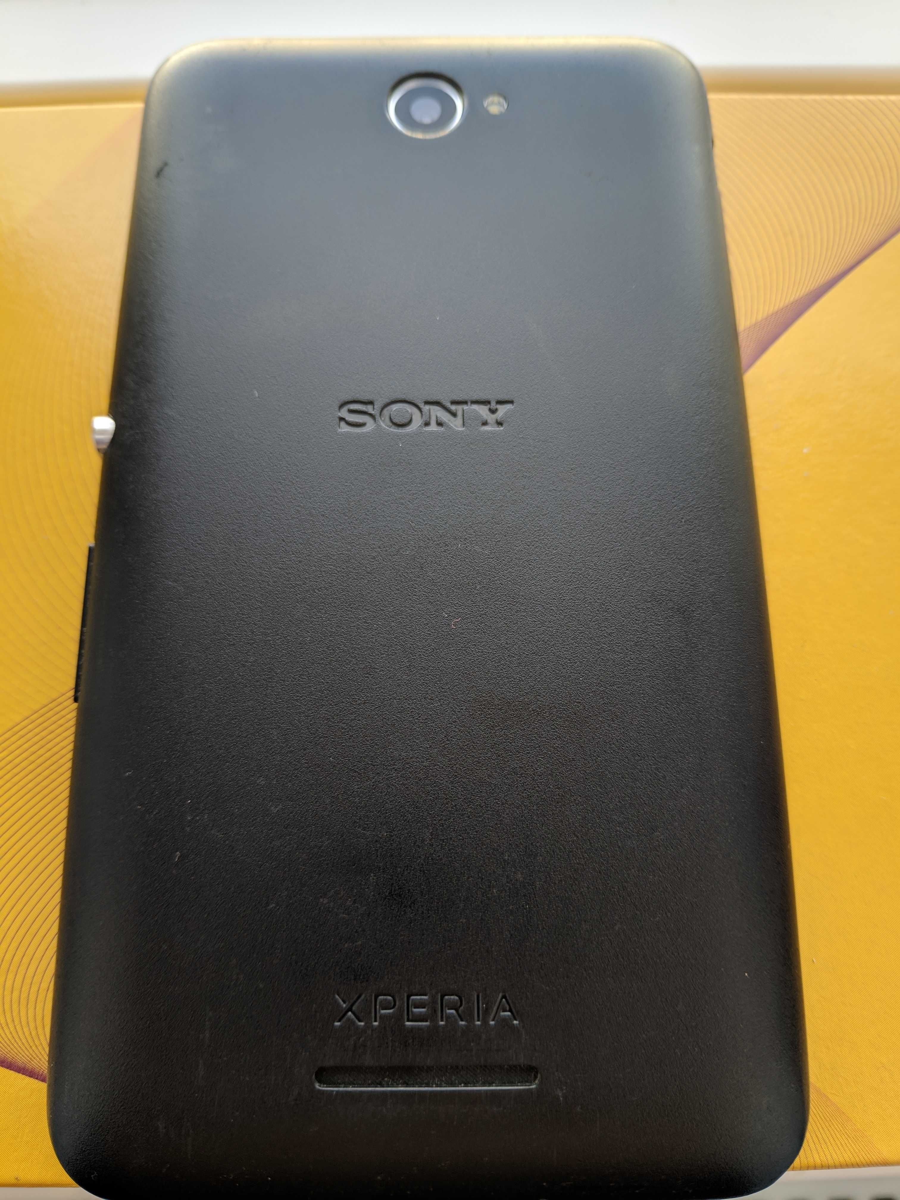 Vand telefon Sony  Xperia E4  (E2105)