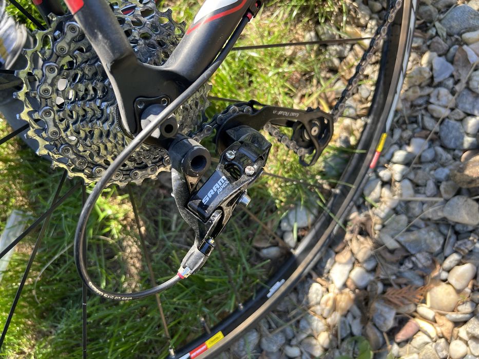 Cursiera full carbon airstreeem