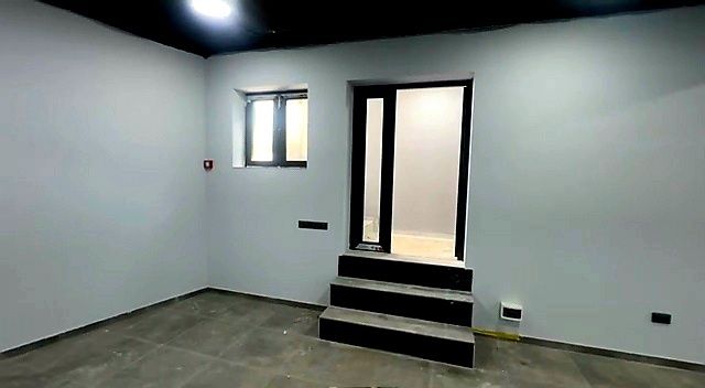 95м² вдоль дороги с новым ремонтом