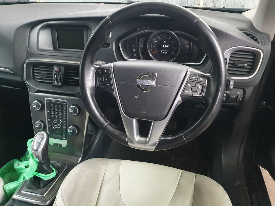Dezmembrez Volvo V40 1.6D D2 2012