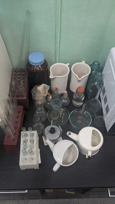 стеклянная химическая посуда