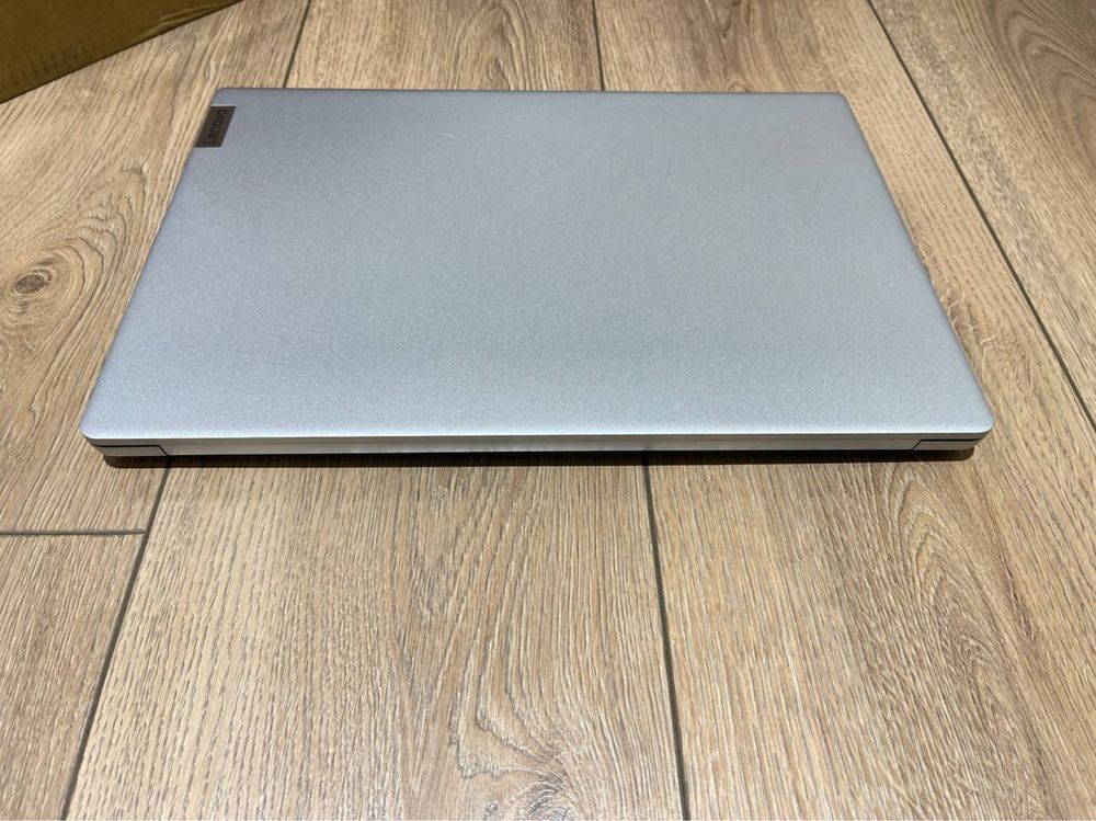 Lenova Ideapad 5