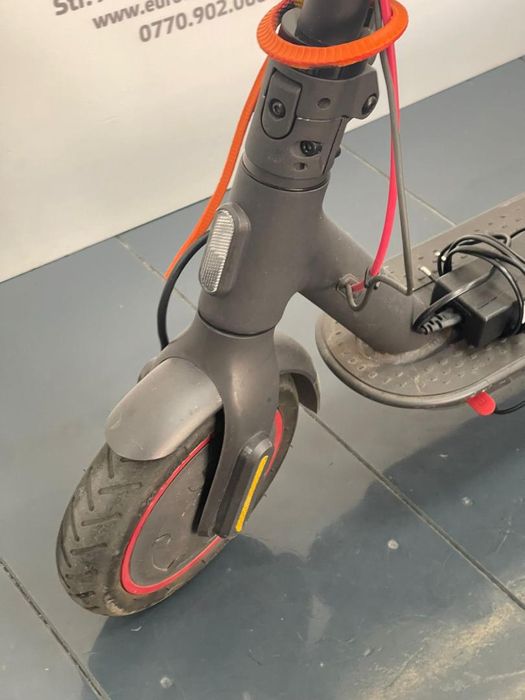 Trotineta electrica Xiaomi Mi Electric Scooter Pro 2, putere -A-