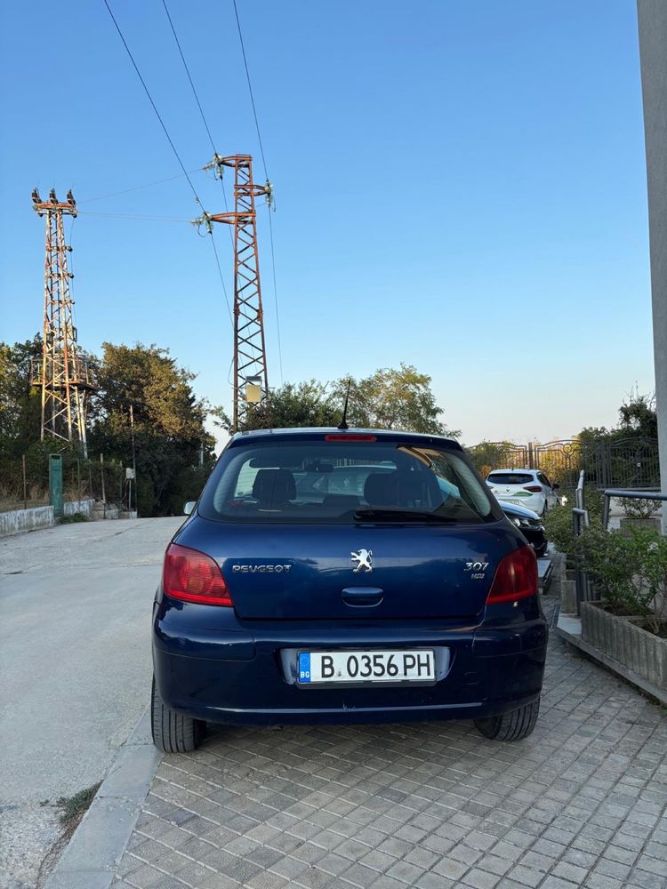Пежо 307 hdi дизел 2002 в отлично техническо състояние. Забележки само