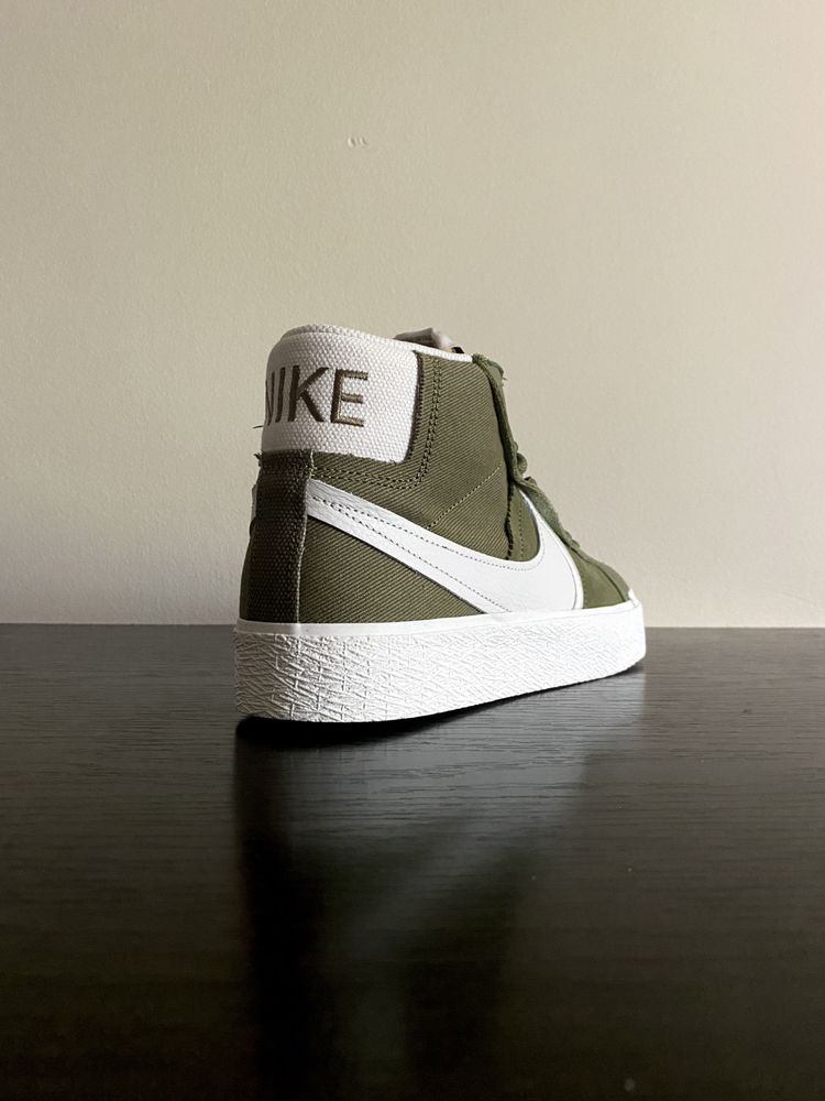 Кроссовки NIKE SB zoom blazer mid premium plus