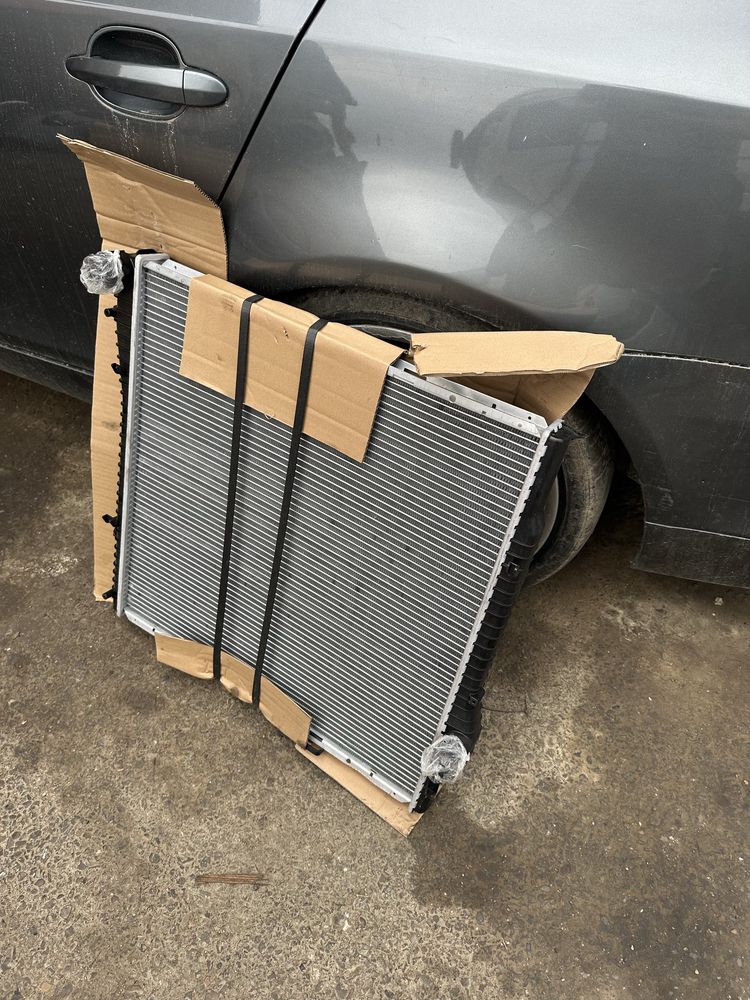 Radiator apa BMW X5 E53 3.0 diesel manual 218cp